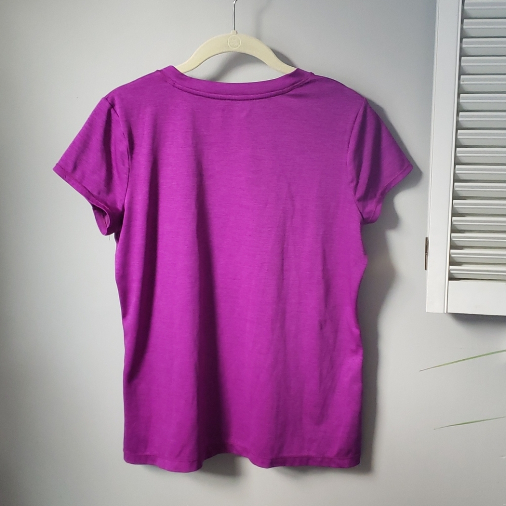 Large purple activewear tee - Picture 3 of 3